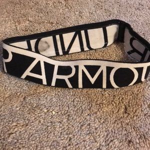 🎉UNDER ARMOUR HEADBAND🎉